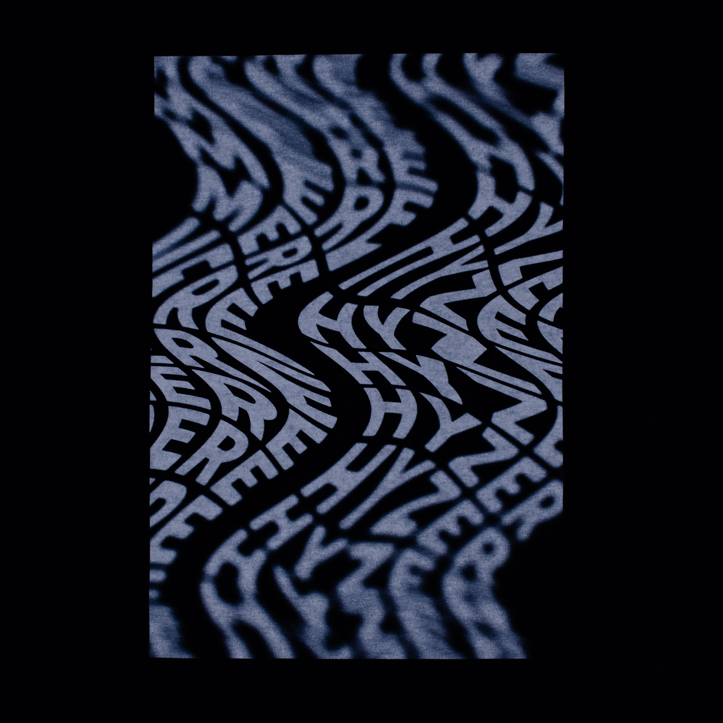 Svedtransporterende T-shirt - "Wobble"